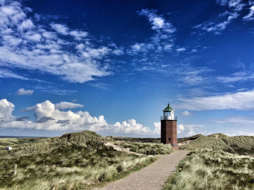 Dünen mit Strandhafer auf Sylt – Bitte um Dünenschutz